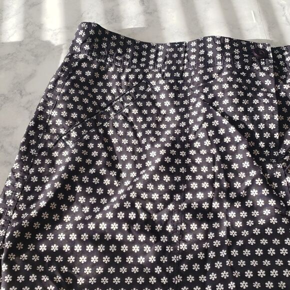 Lands End Skirt  - Picture 2 of 8